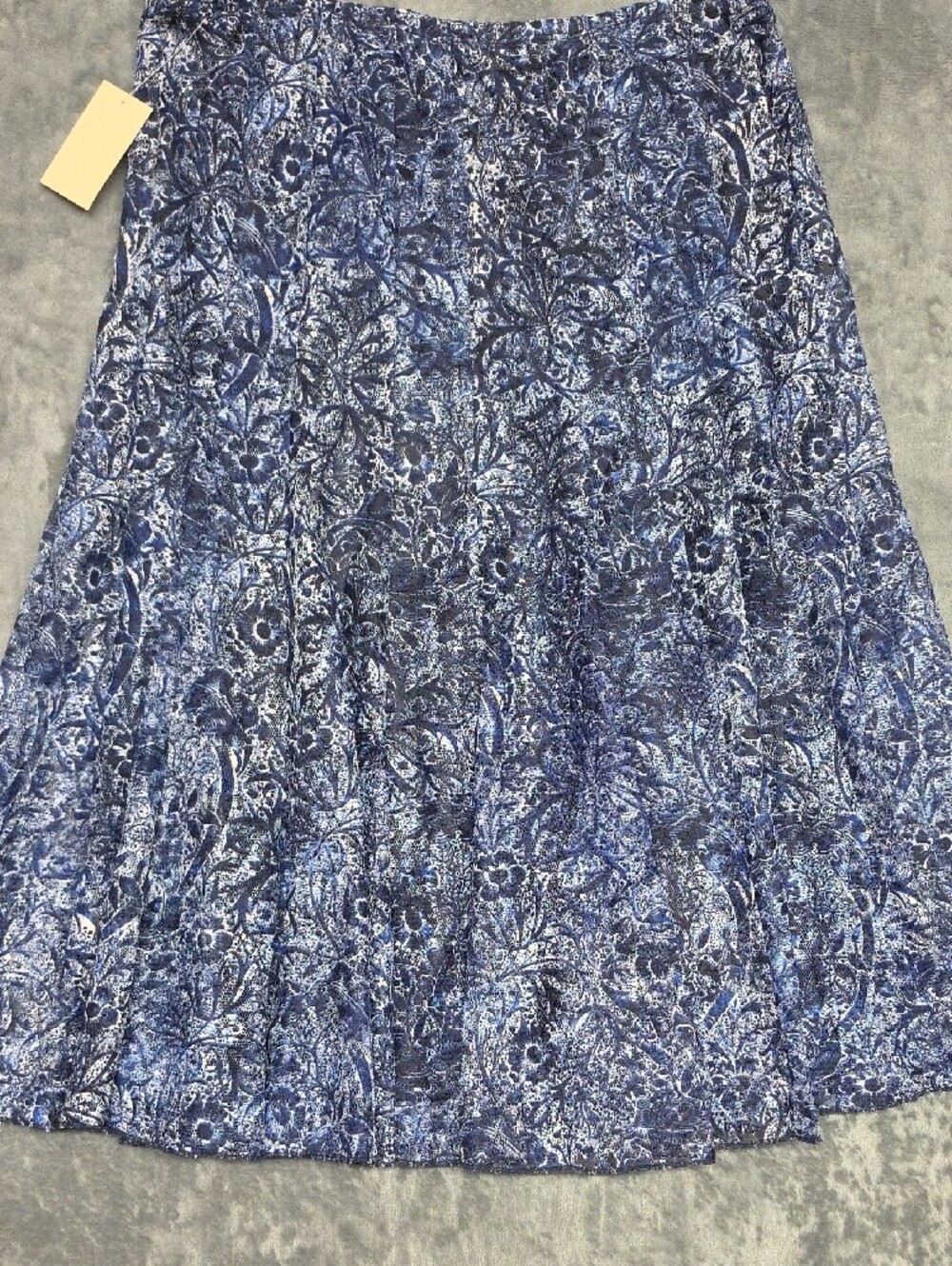 Coldwater Creek Navy Blue Floral A-Line Skirt sz Med - Picture 8 of 8
